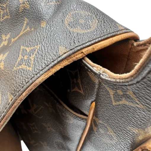 Abbesses Messenger Louis Vuitton