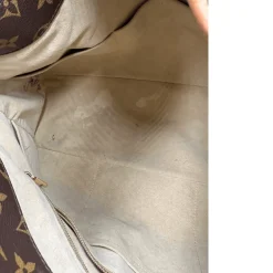 Louis Vuitton Artsy MM