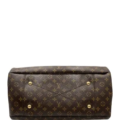 Louis Vuitton Artsy MM