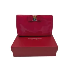 Pochette Ferragamo vernis