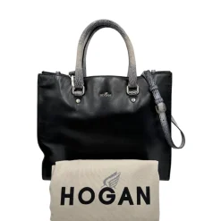 Satchel Hogan con tracolla