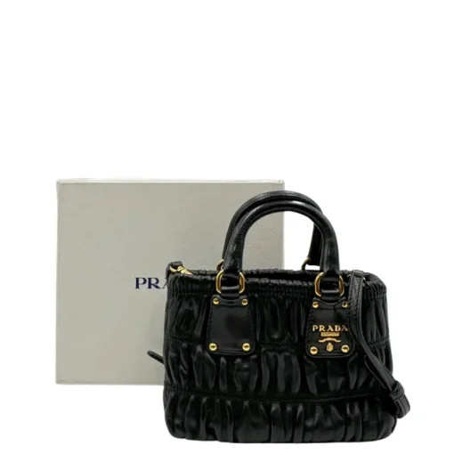 Satchel Prada