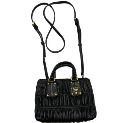 Satchel Prada