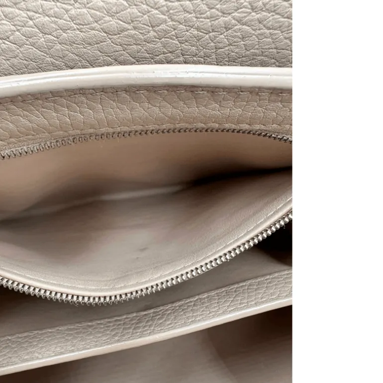 Louis Vuitton Capucines BB